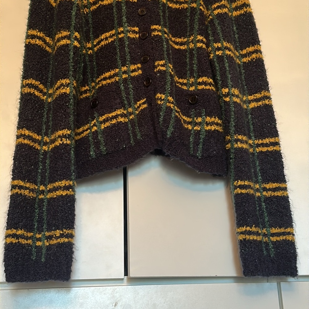 Plaid Button-Up Cardigan ModCloth! 🍁🍁 - Picture 3 of 3